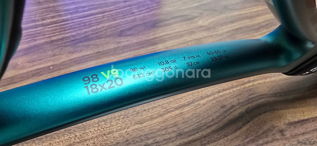 테니스라켓 윌슨블레이드 V9 18*20 98빵 305g--2