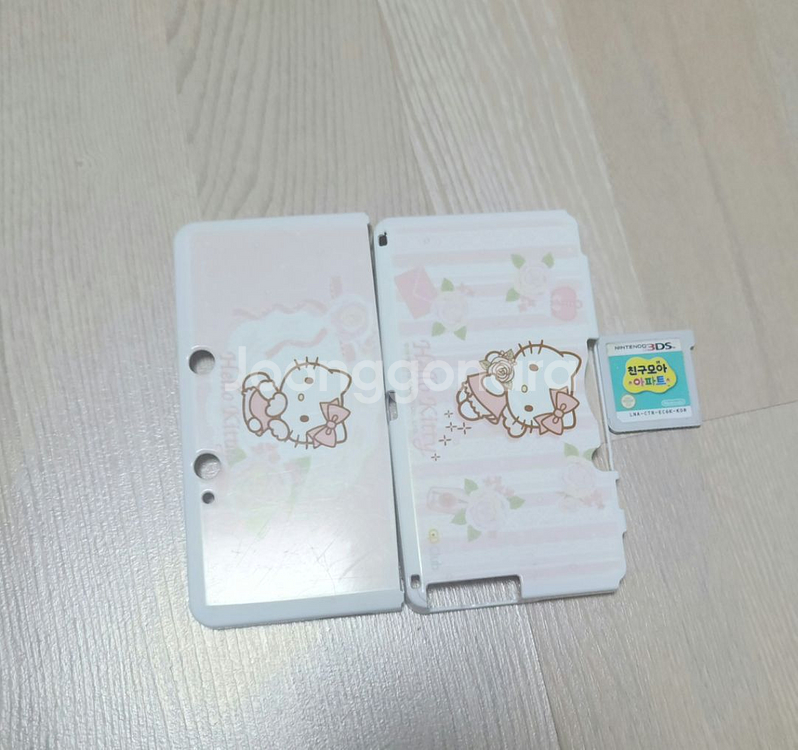 닌텐도 3ds + 충전기 + 칩 + 케이스--3