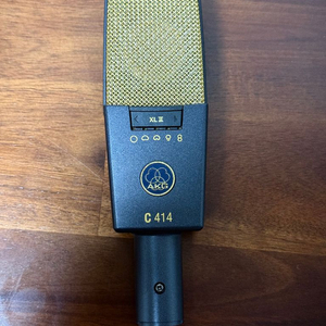 AKG C414 XL2