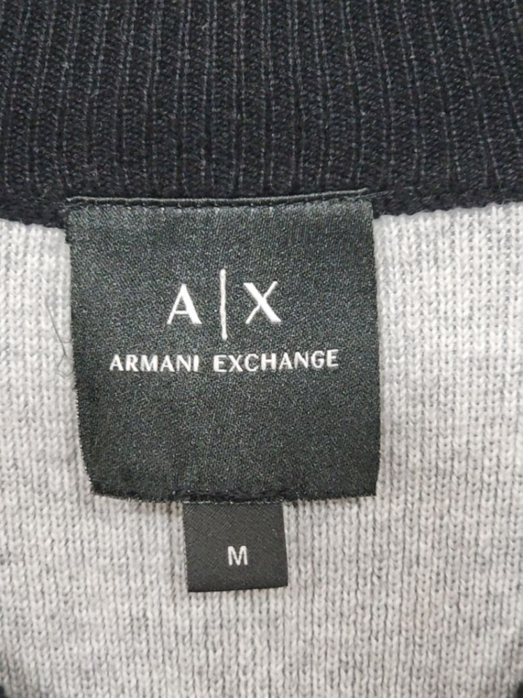 (M) 아르마니 익스체인지 니트집업 배색 캐주얼 이미지