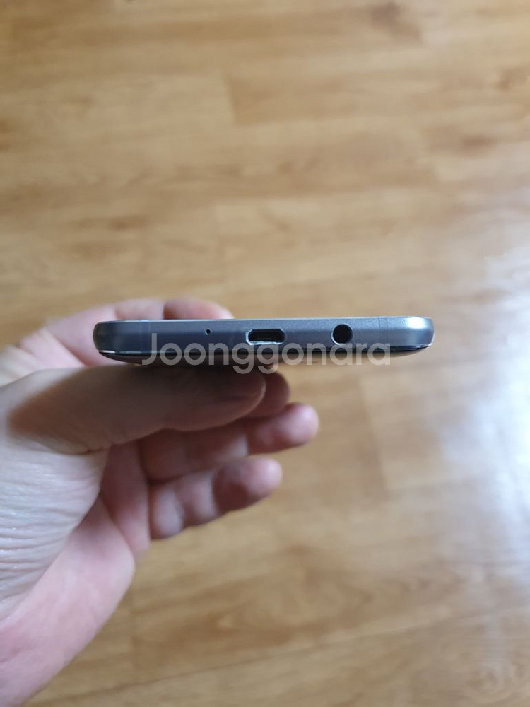 갤럭시J5 블랙 화이트--3