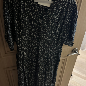 마론에디션_black flower maxi dress