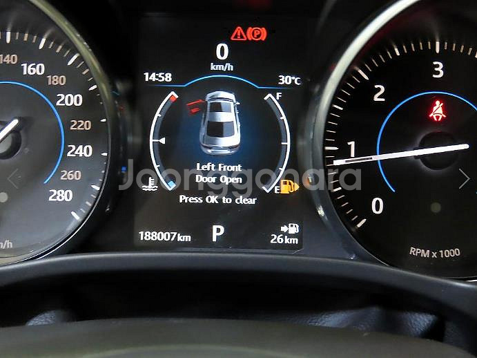 @17년식 XE 2.0 20d AWD 프레스티지 전국--8