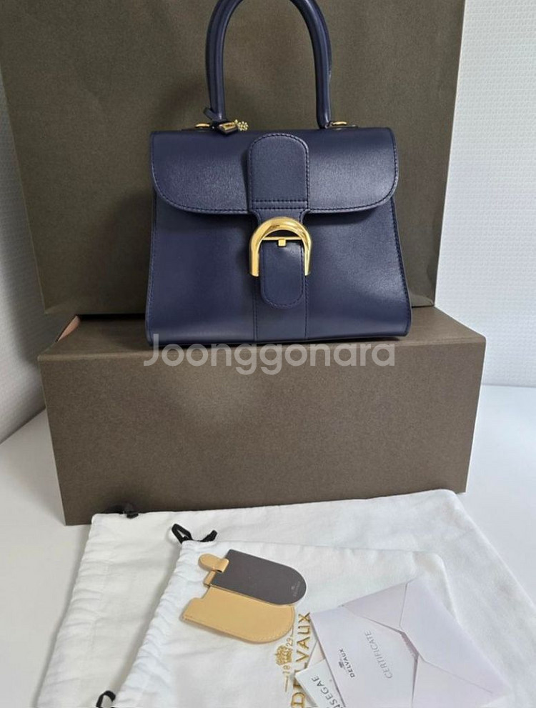 델보 (DELVAUX) 브리앙 복스 네이비 금장 PM--2