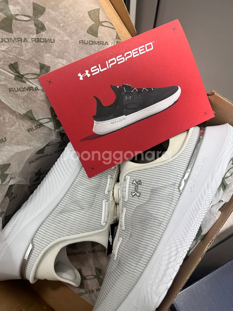 (새제품)언더아머 러닝화 3027726-100 280--2