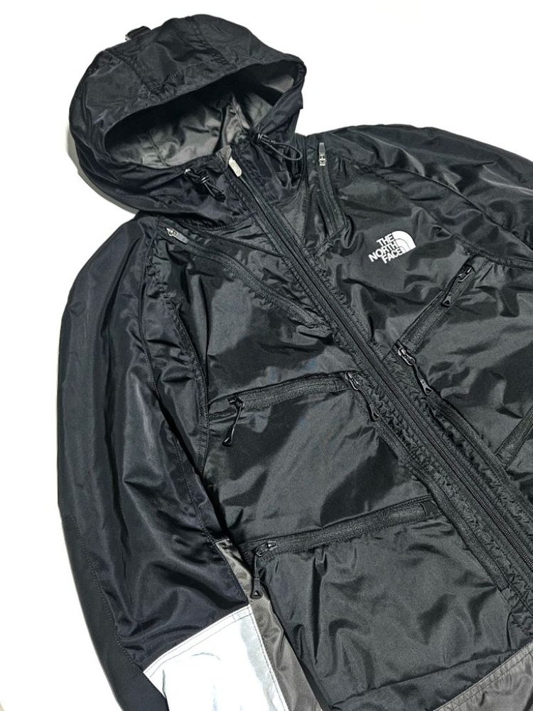 준야와타나베x노스페이스 카리모어 백팩 자켓 슈프림 언더 이미지