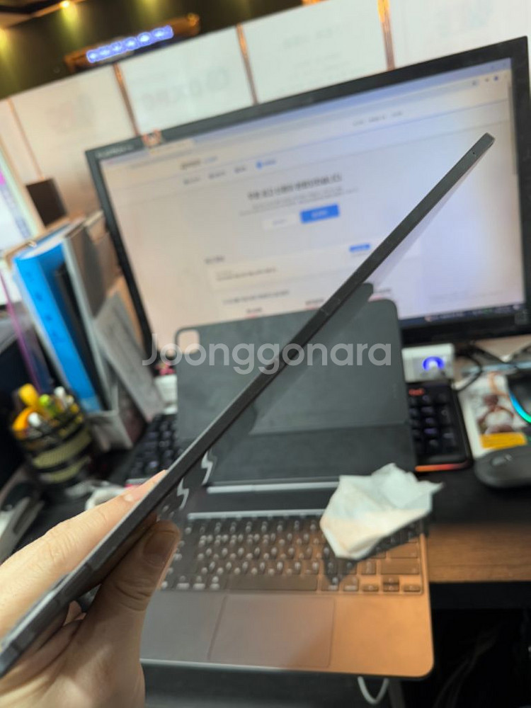 아이패드 프로 m4 13 wifi 256g, 매직키보드--7