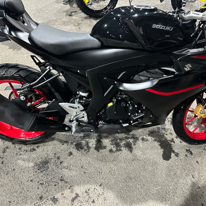 스즈키 24년식 gsxr125 새상품급 급처