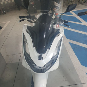 22년식 pcx125 41099km 판매합니다