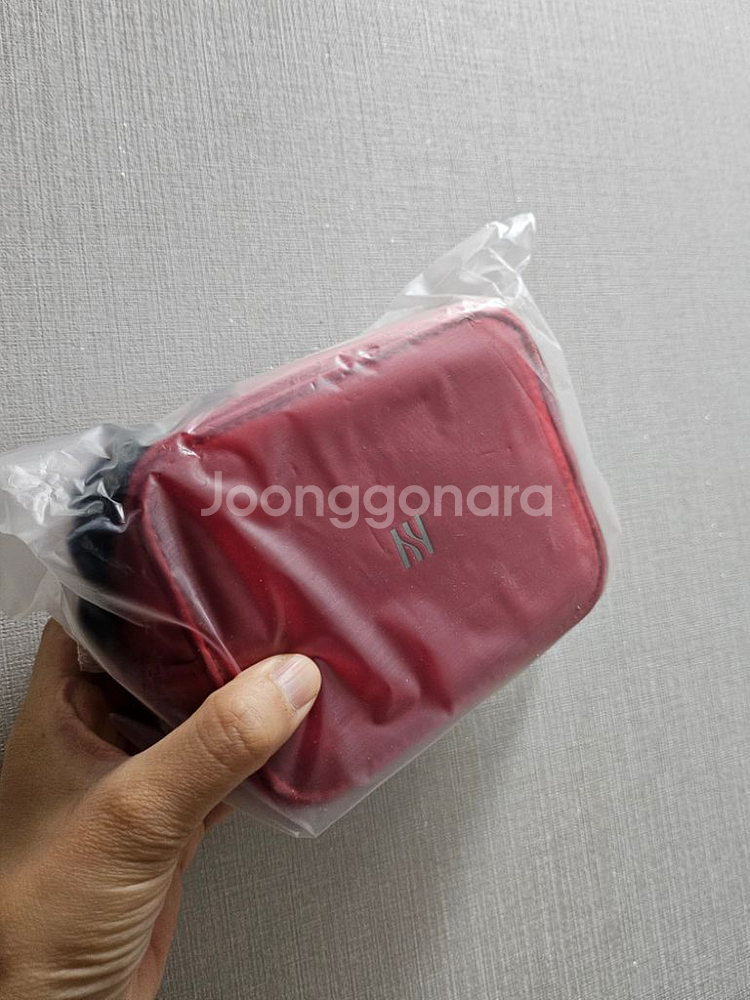 헤라 동백 레드 파우치 미개봉새제품--1