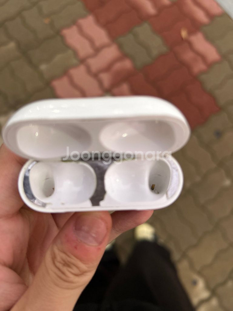 에어팟 프로1 본체 팔아요--1