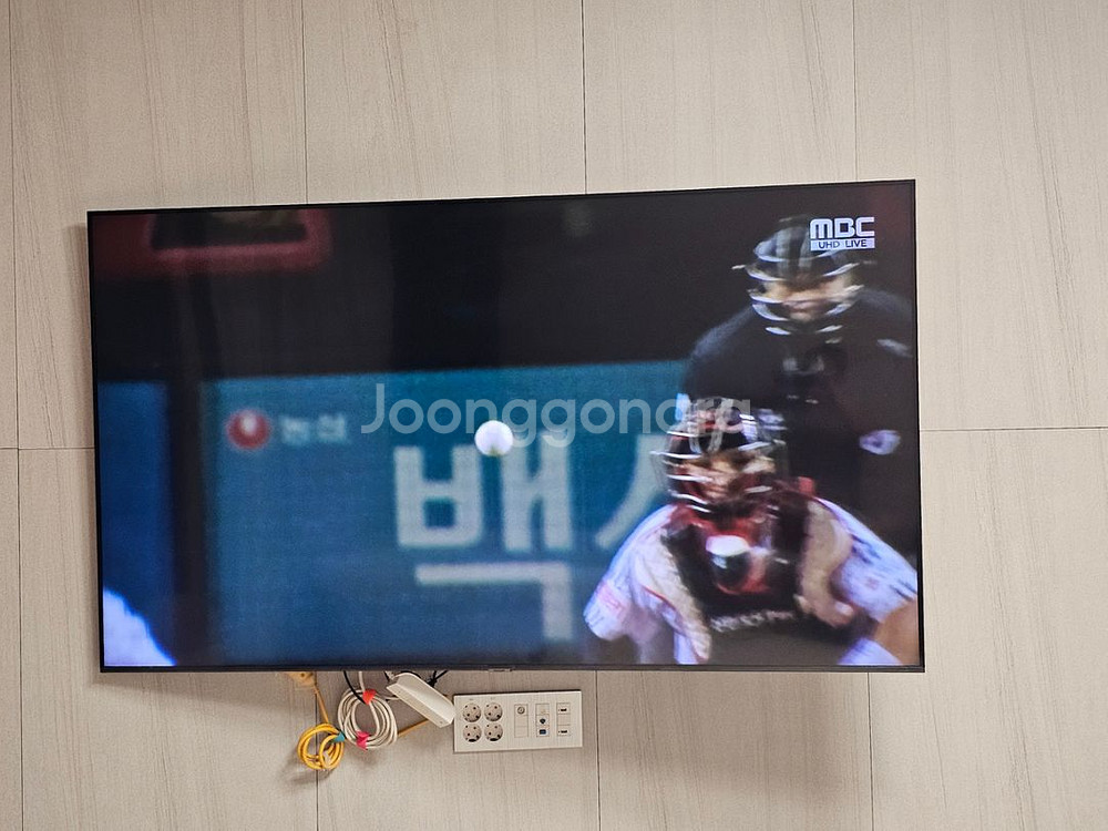 팝니다)삼성 75인치 UHD KU75UT8000FXKR--1