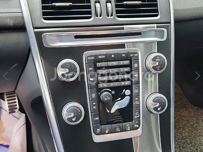 @15년식 XC60(1세대) D5 AWD R디자인 전--9