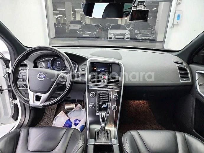 @15년식 XC60(1세대) D5 AWD R디자인 전--6