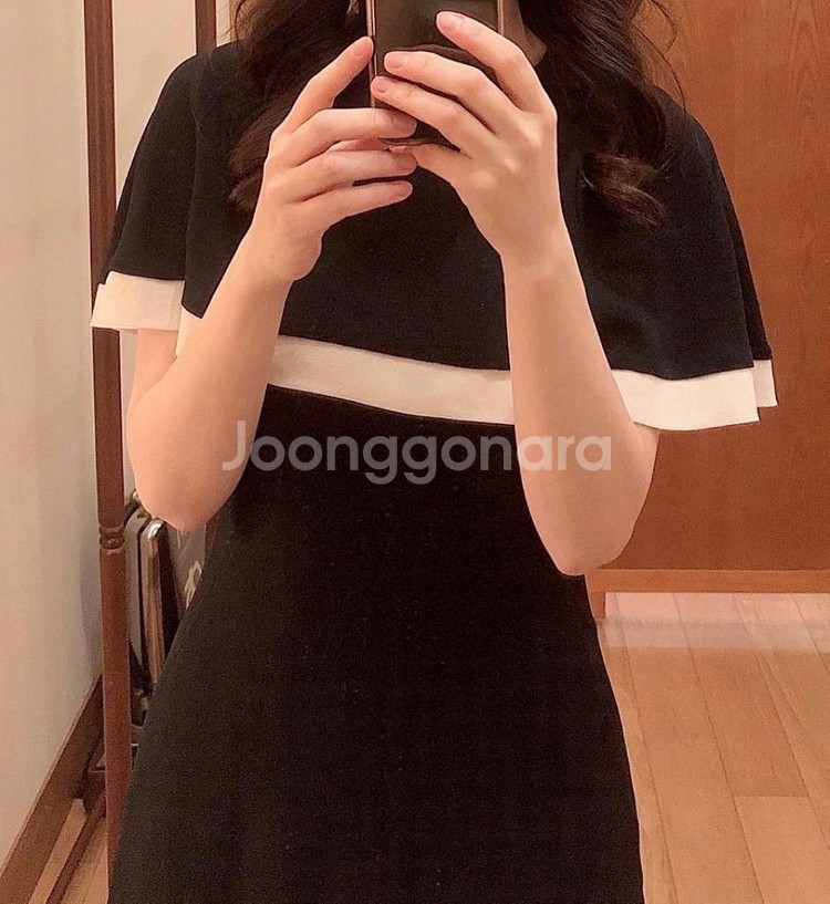 질스튜어트여성 네이비 라인배색 민소매원피스--9