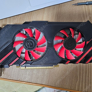 지포스 GTX750 1GB 그래픽카드 팝니다