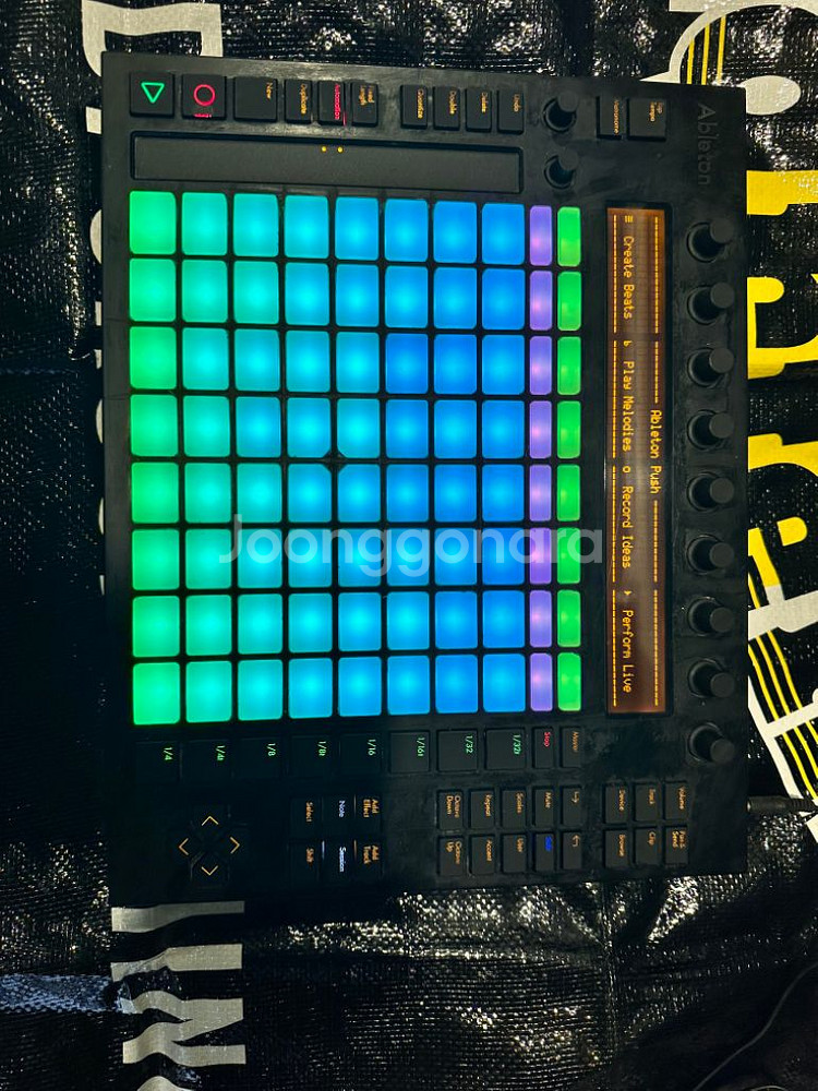 에이블톤 푸쉬1 /스텐톤 sa-12 믹서/오디오8dj--2
