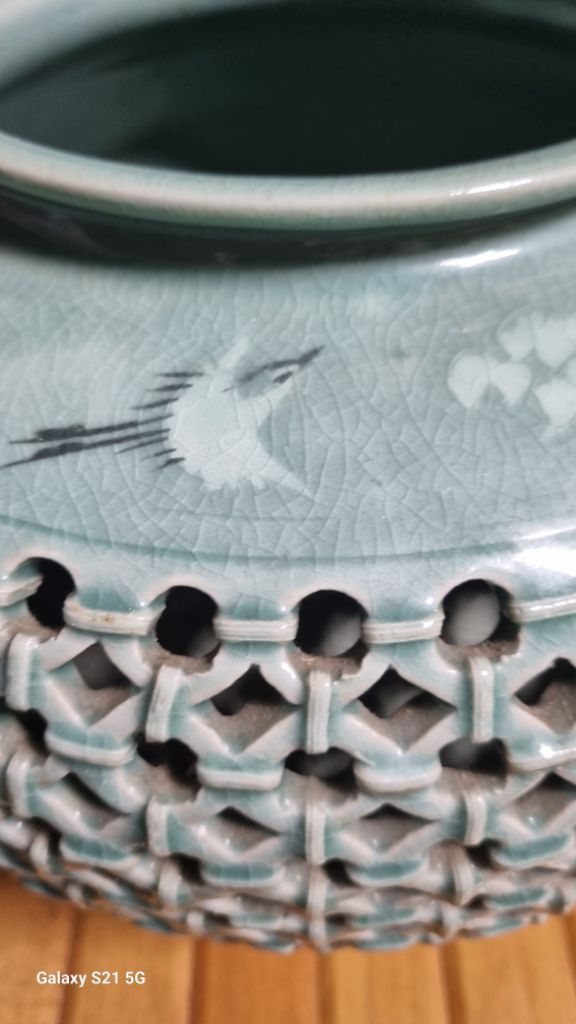 청자투각대형항아리--1