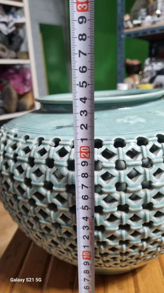 청자투각대형항아리--2