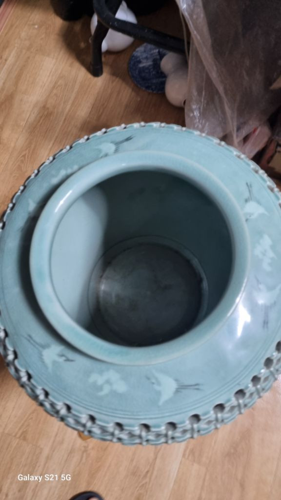 청자투각대형항아리--8