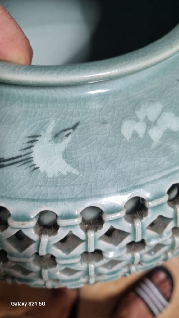 청자투각대형항아리--9