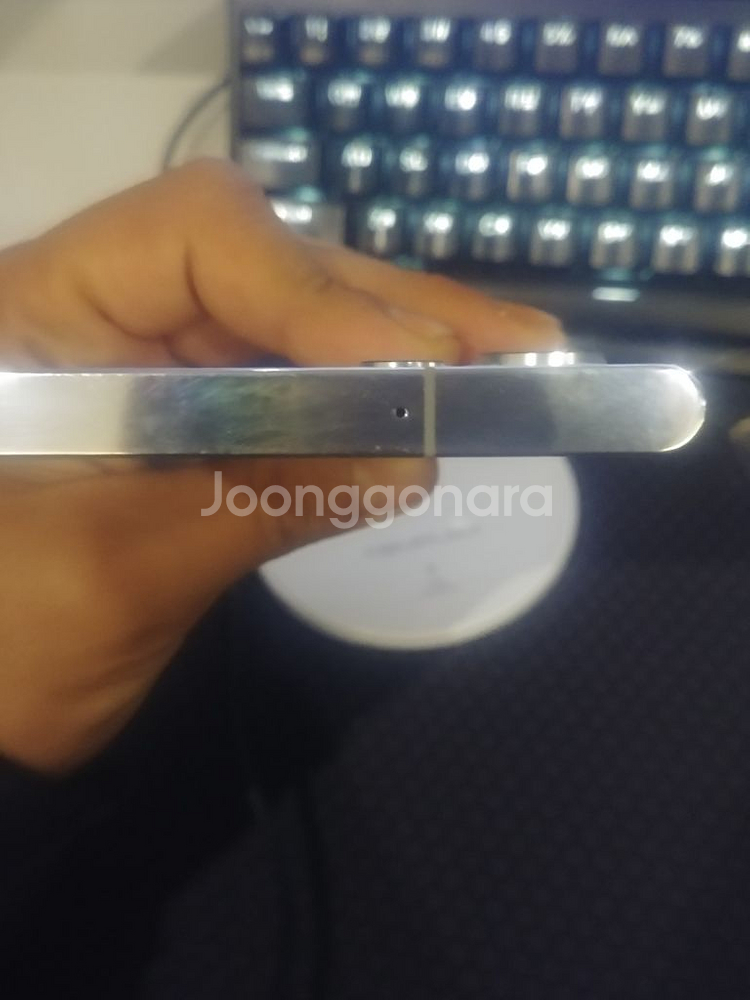 갤럭시 s22 울트라 lg 256기가 팝니다.--3