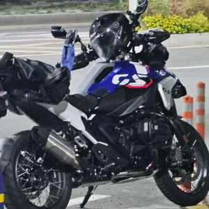 bmw1300gs 24년식 카로수900키로 신차급