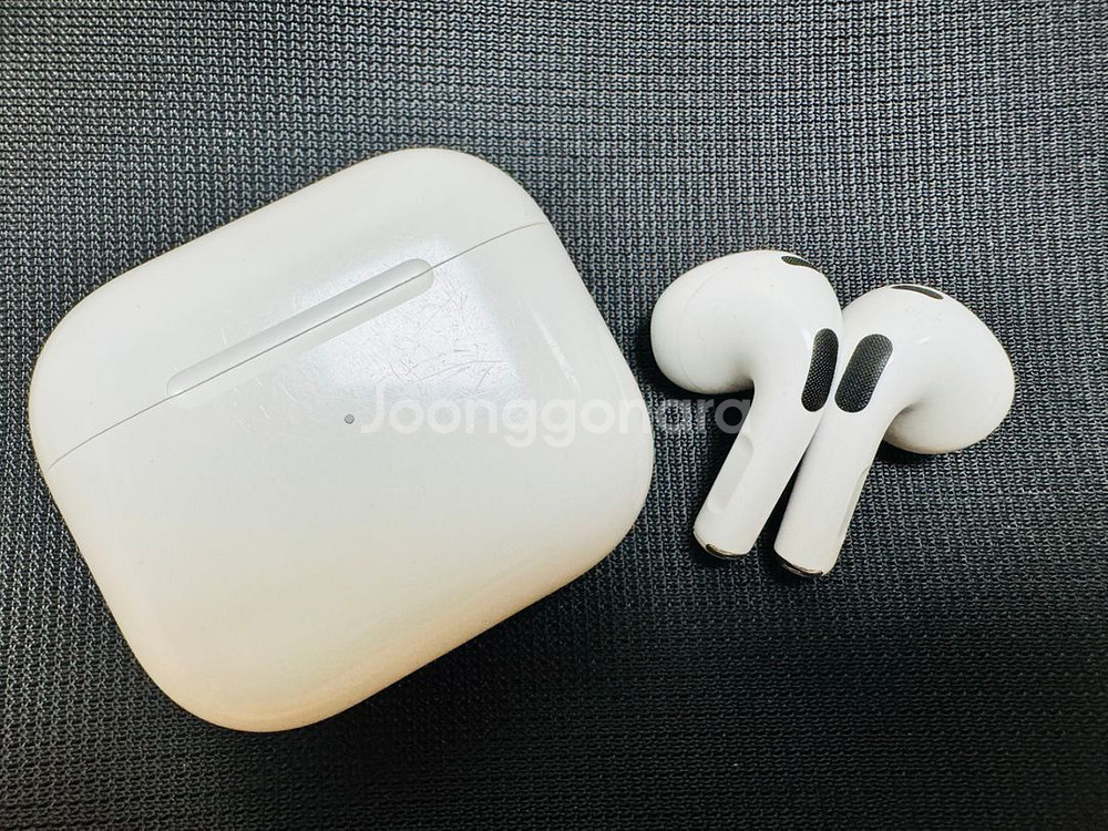 에어팟 3세대 팝니다.--4