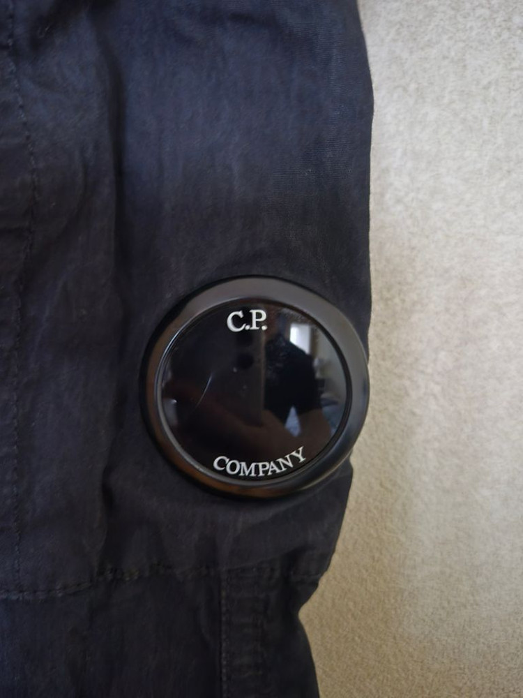 정품 CP컴퍼니 카고 고글팬츠 팝니다.--2