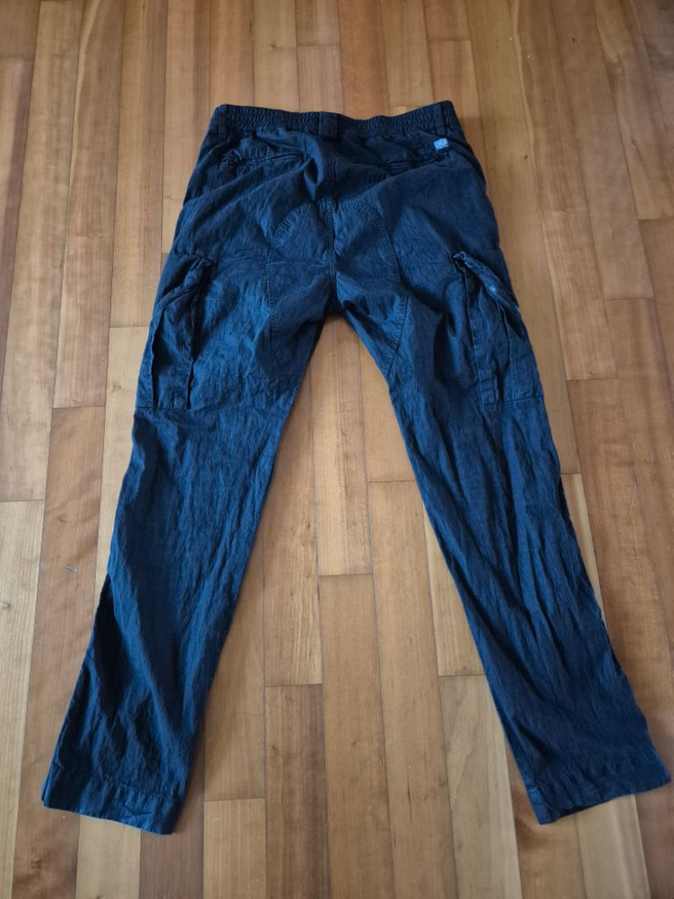 정품 CP컴퍼니 카고 고글팬츠 팝니다.--8