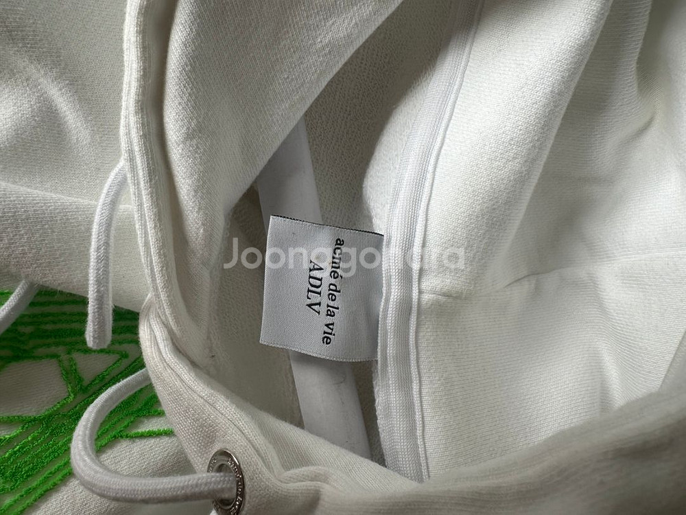 아크메드라비 adlv 화이트 후드티 2xl--2