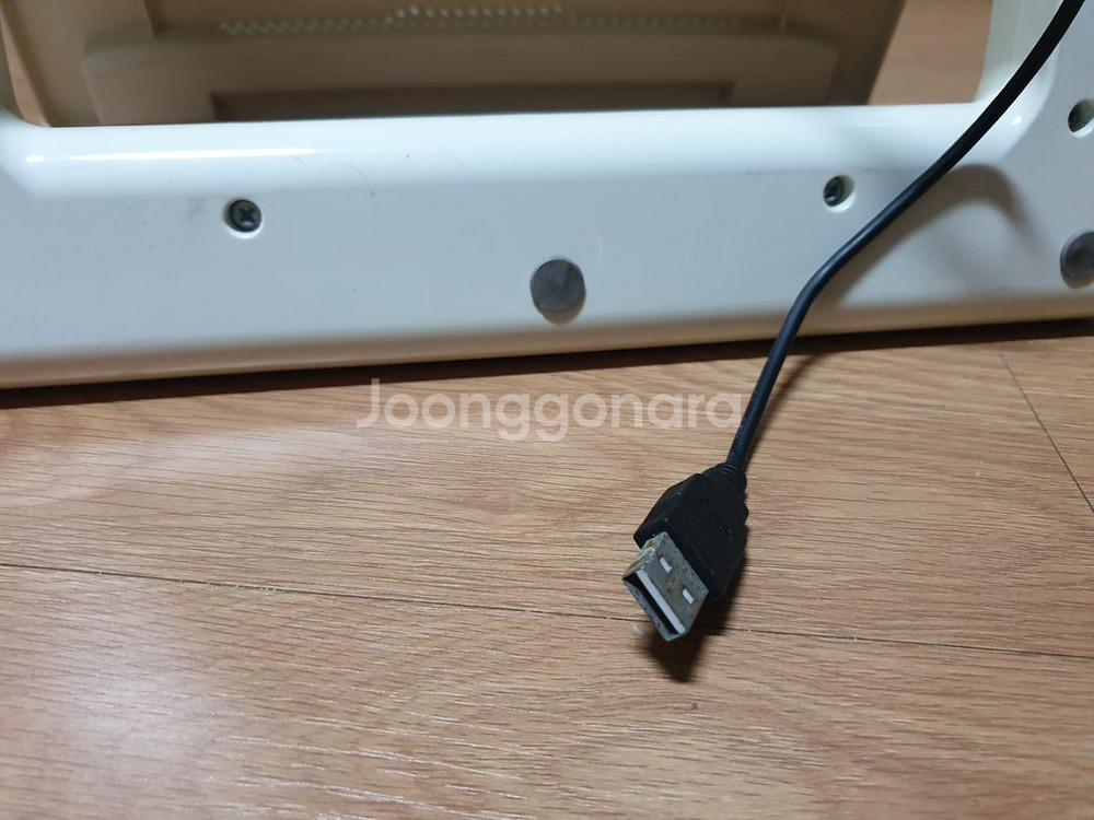 노트북 쿨링 스탠드 (USB 4포트 허브)--5