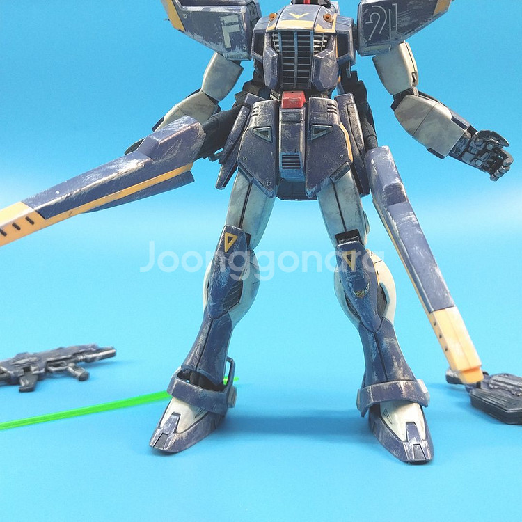 MG 건담 F91 포뮬러 해리슨마딘 전용기 웨더링--2