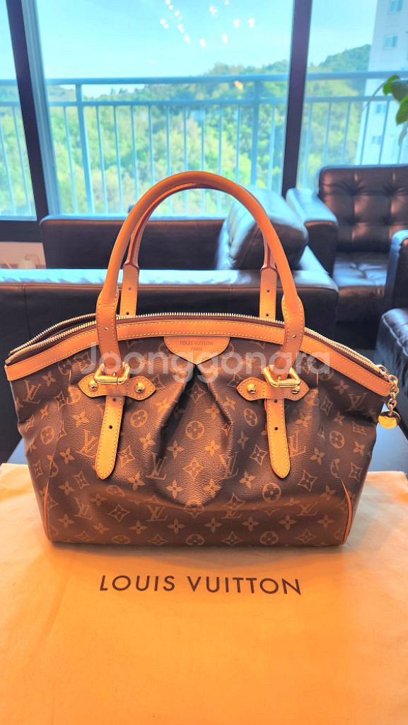 루이비통 Louis Vuitton 티볼리 GM사이즈--1