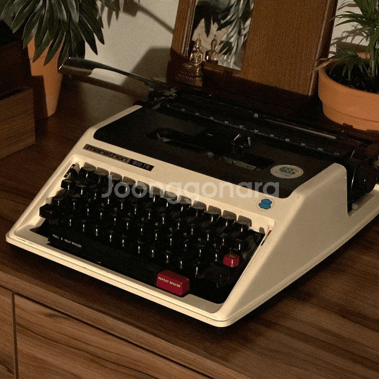 마라톤 두벌식 한글 타자기 910TR 작동 가능--3