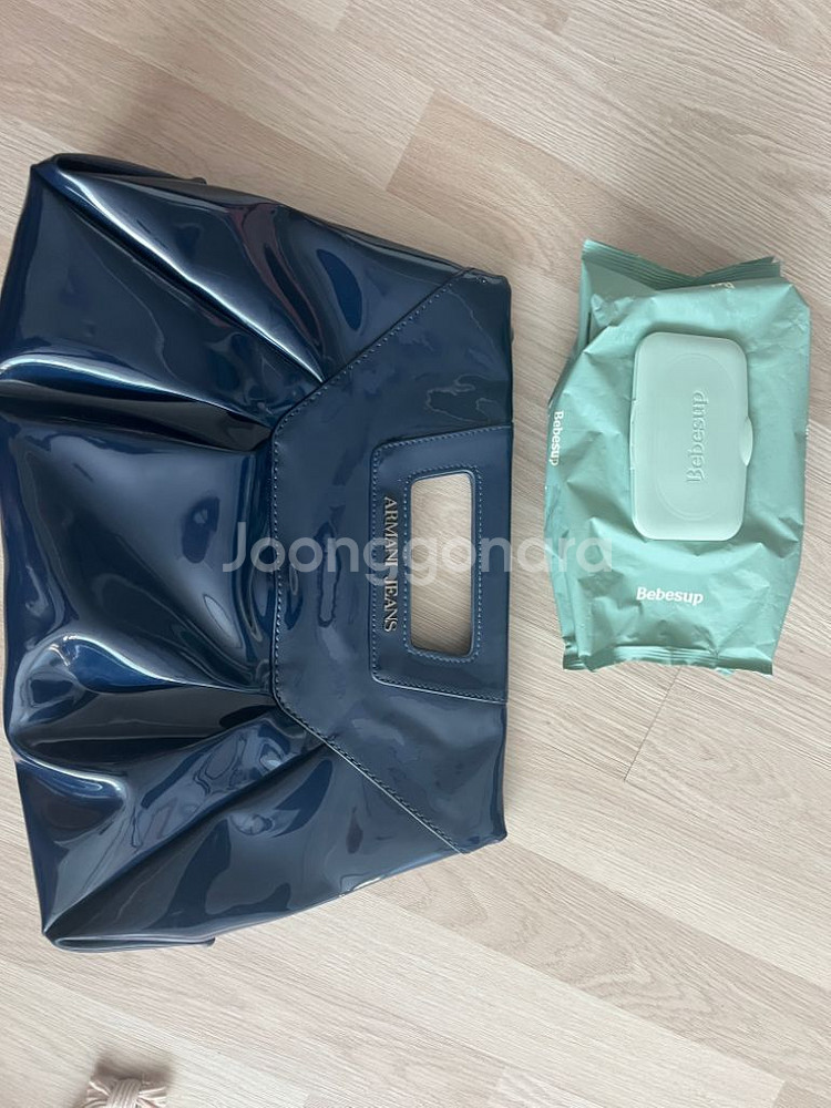 알마니 진 에나멜클러치백--6