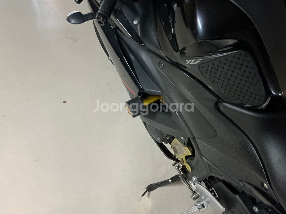 야마하 R3 18년식 팝니다 (전주인 여성오너)--8