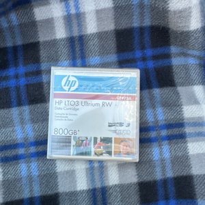 HP RW Data Cartridge 800GB 팝니다