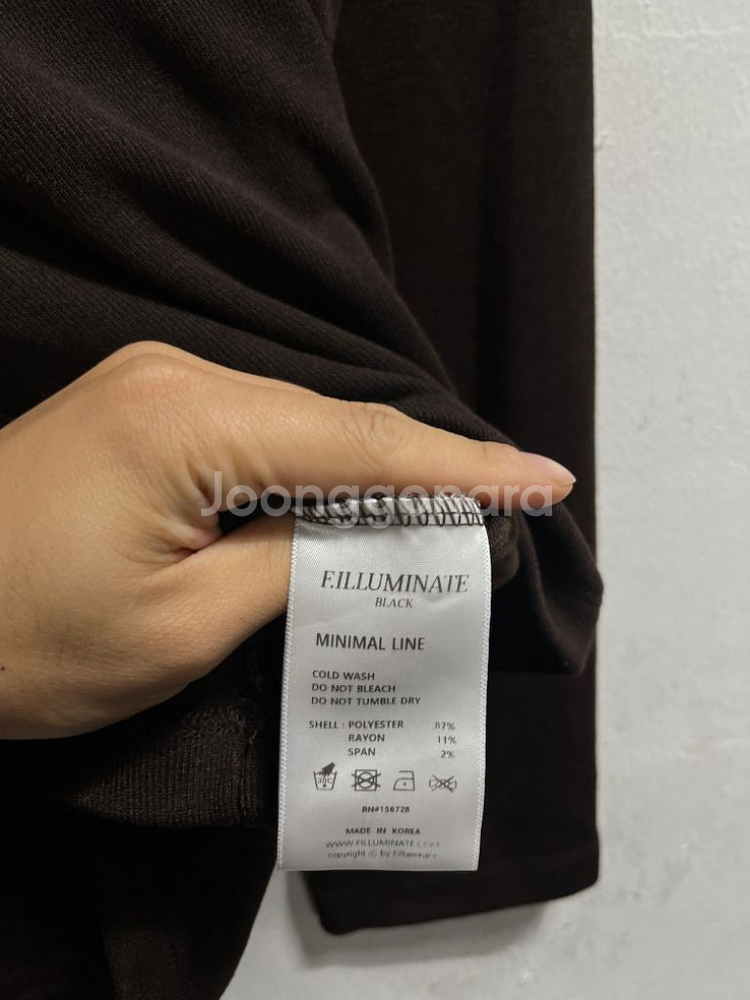 100-105 EILLUMINATE 스판 폴라 긴팔티--3