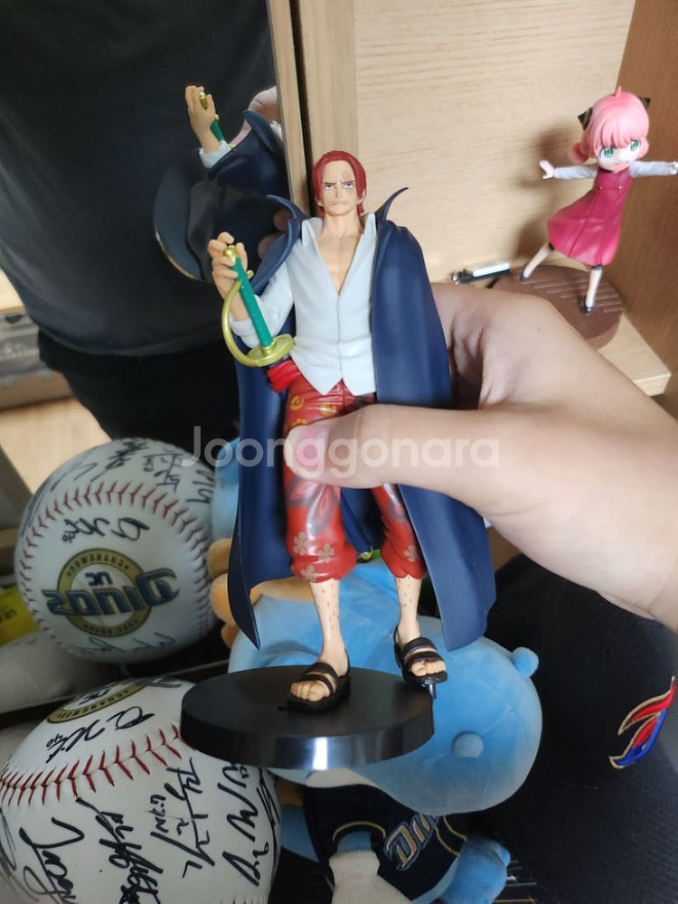 샹크스 피규어 팝니다--1