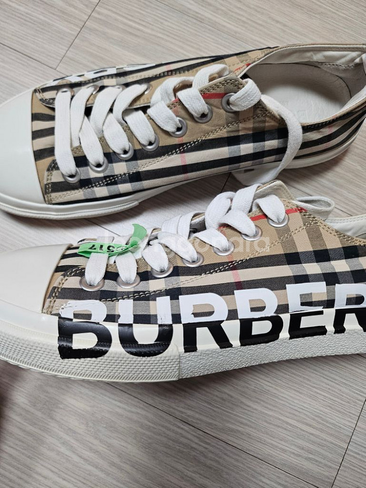 버버리 컨버스 41 사이즈--1