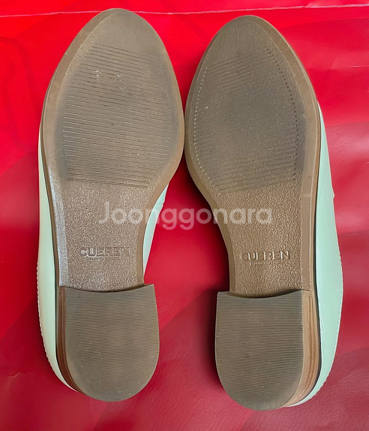 쿠에른 블로퍼 화이트 230 사이즈 판매합니다--7