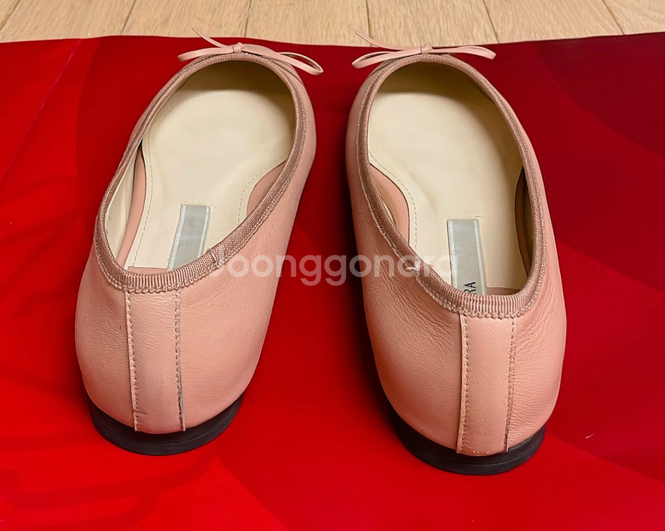 바바라 핑크 플랫 230 판매합니다--2