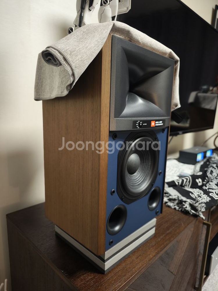 JBL 4309--1