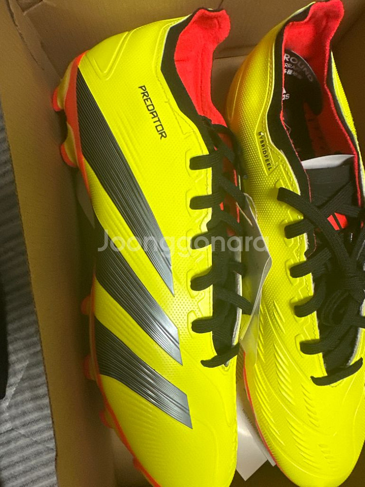 아디다스 축구화(새상품)--2