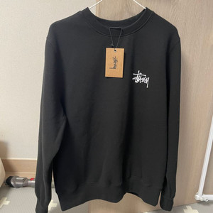 스투시 맨투맨 xs. stussy