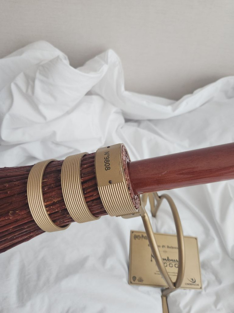 해리포터 빗자루 님부스 2000 정품 리미티드 에디션 이미지