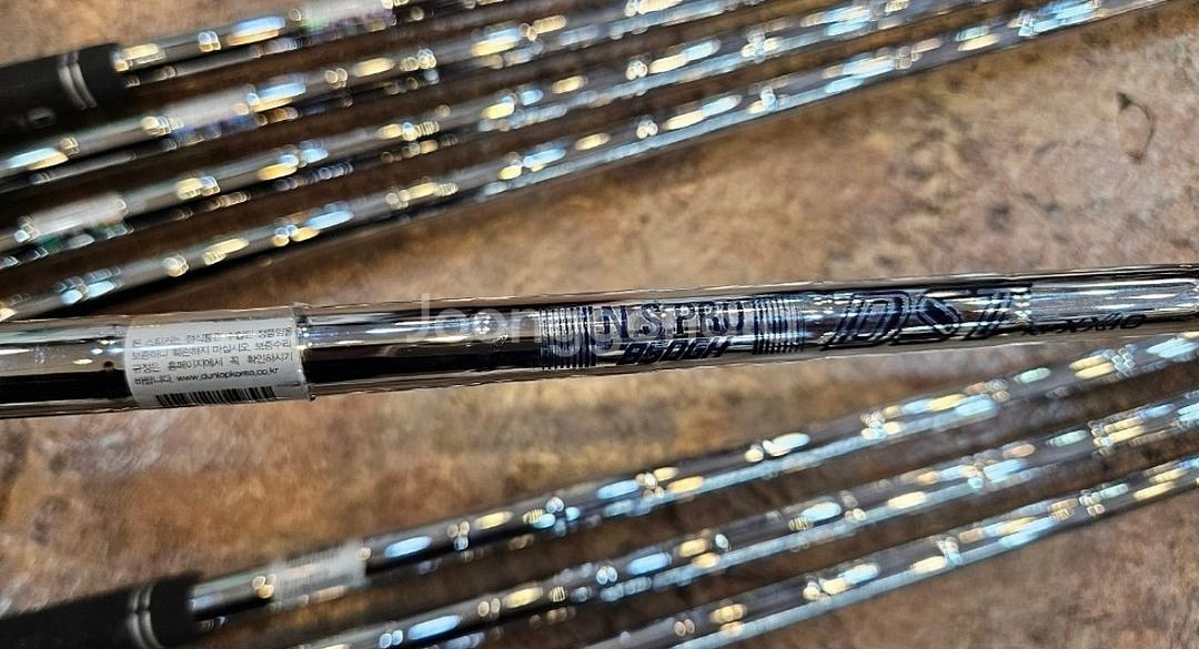 젝시오 12 아이언 8개(5-P, G,S) 경량스틸 R--4