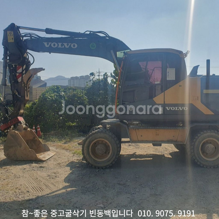 중고06타이어굴삭기 볼보 EW140E 2016년식--3