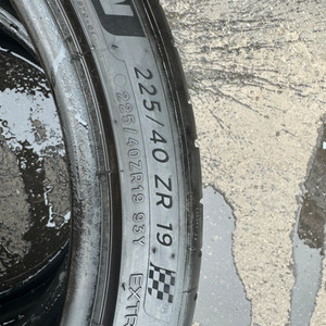 미쉐린 파일럿스포츠4S 225/40R19 중고타이어